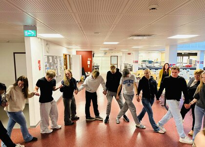 Elever på tur til Finnland - Klikk for stort bilete