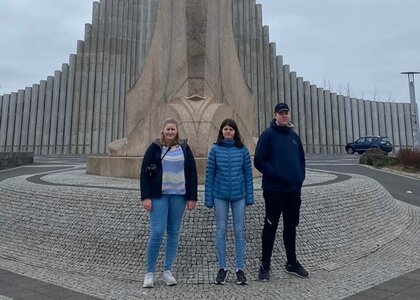 Elever fra Nord-Gudbrandsdal vgs. på Island - Klikk for stort bilete
